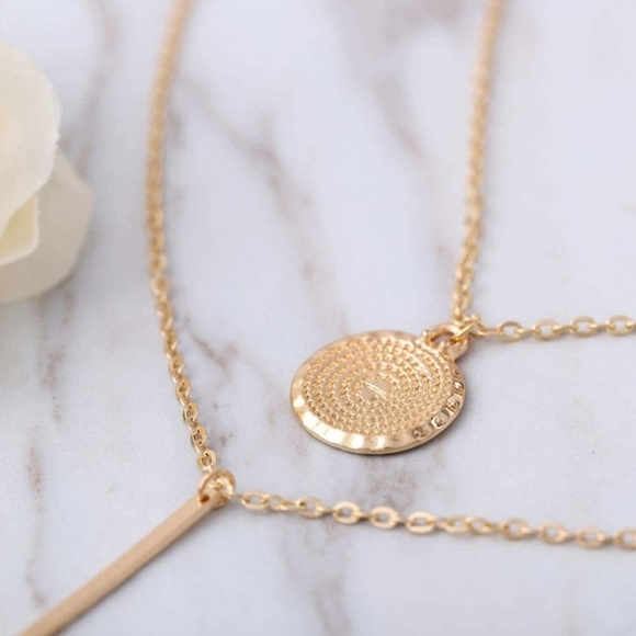 BOHO MULTILAYERED GOLD NECKLACE - Picture 2 of 7